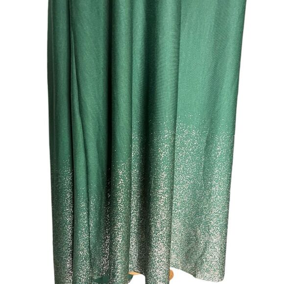 Womens Lularoe Elegant Vault Holiday Green Metallic Foil Gold Carly Dress Sz XS - Picture 2 of 3